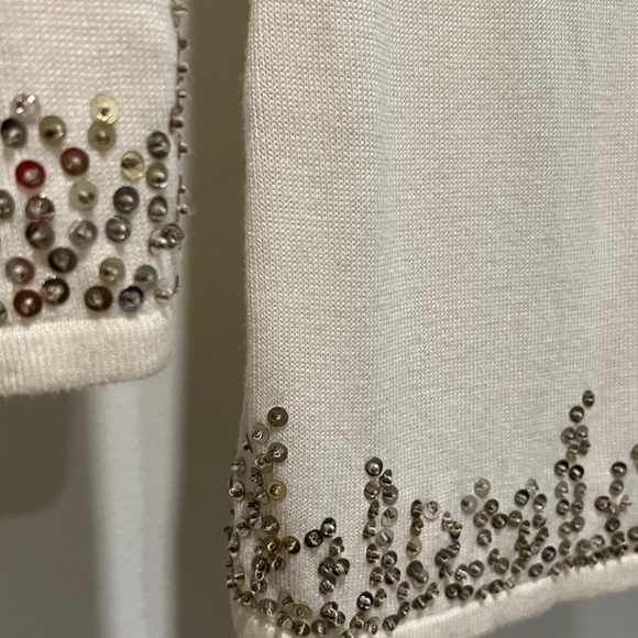 Forever 21 tunic with sequins - Picture 3 of 10